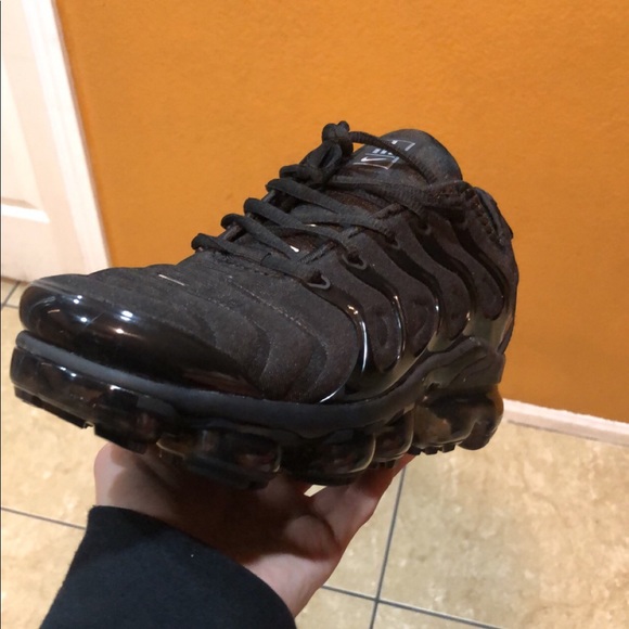 nike vapormax size 9.5